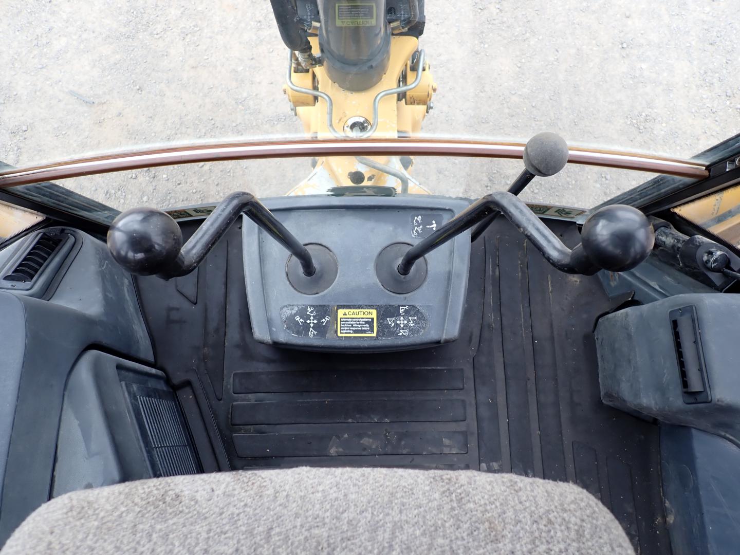 ./imagenes/INVOICE/2019/16545/RETROEXCAVDORA  JOHN DEERE_310J (35).JPG